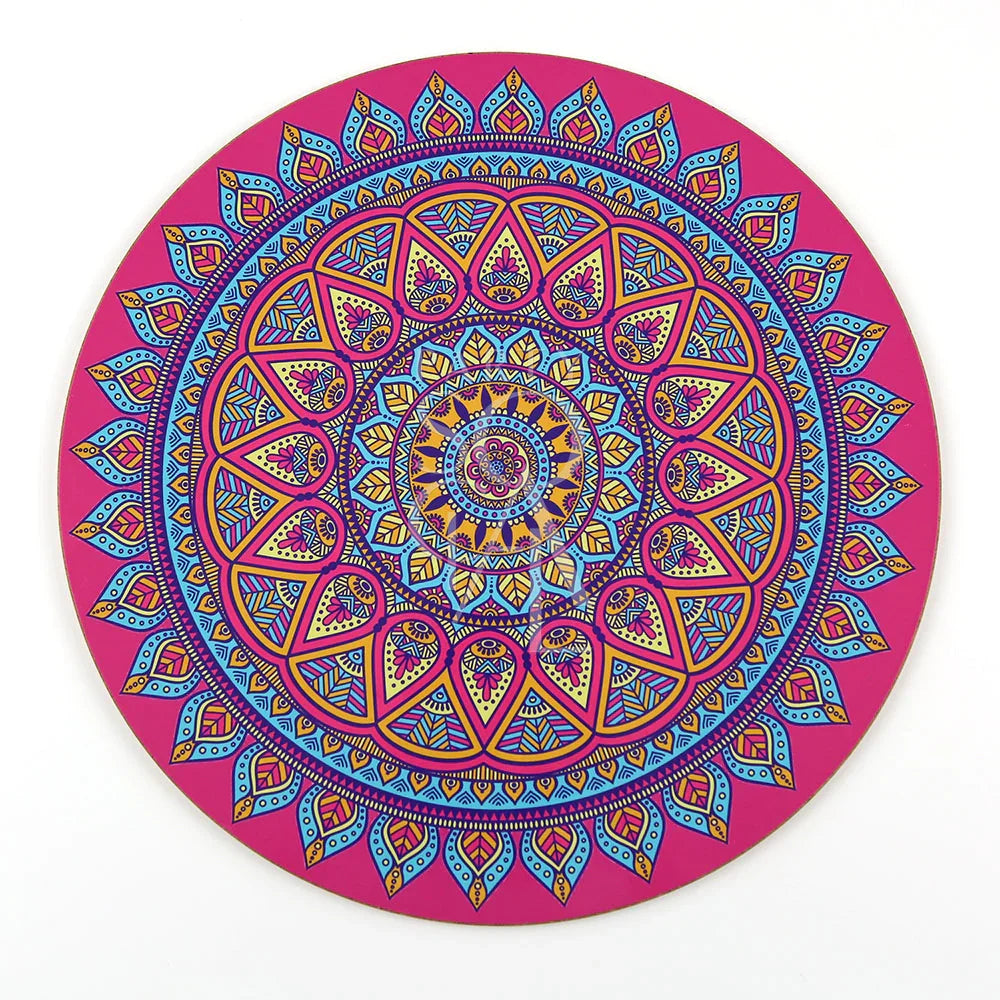 ARABESQUE WOOD PLACEMAT featuring an intricate circular pattern on MDF, perfect for elevating any party table setting with its elegant design.