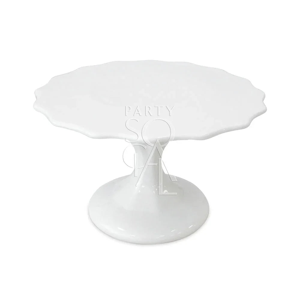 Porcelain cake stand, ideal for showcasing elegant cakes or centerpieces, fitting for parties and events.