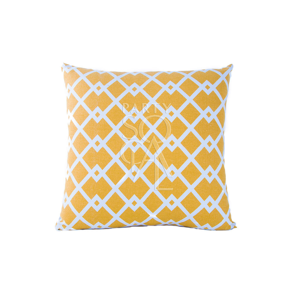 CUSHION DIAMOND PRINT: A decorative throw pillow with a yellow and white diamond pattern, ideal for enhancing event decor or home settings.