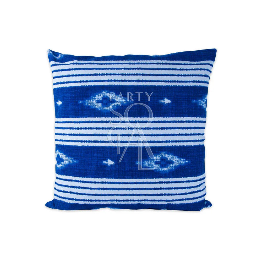 CUSHION NAVY/WHITE NAUTICAL: A blue and white nautical-themed throw pillow in linen fabric, perfect for enhancing your party or event decor.