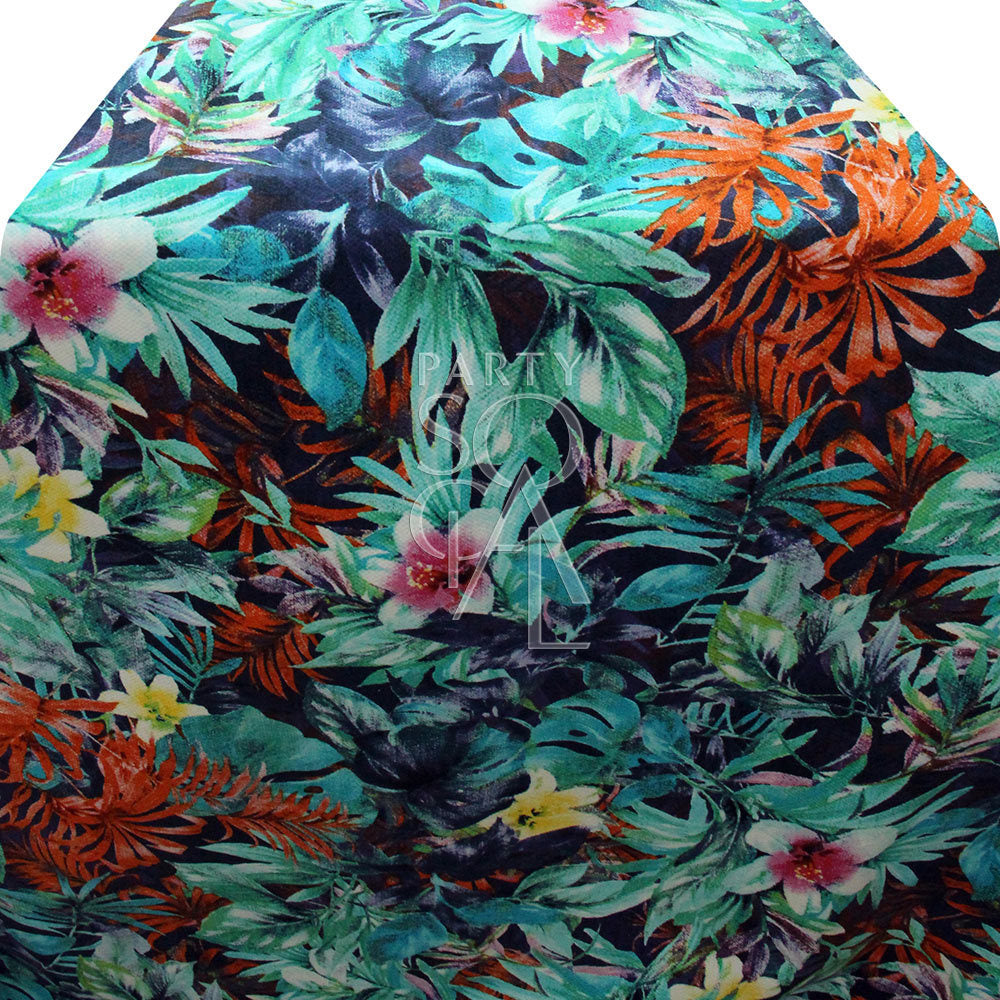 RUNNER - FLORAL PRINT 335X70CM: A detailed floral pattern fabric, perfect for enhancing table settings at events and parties.