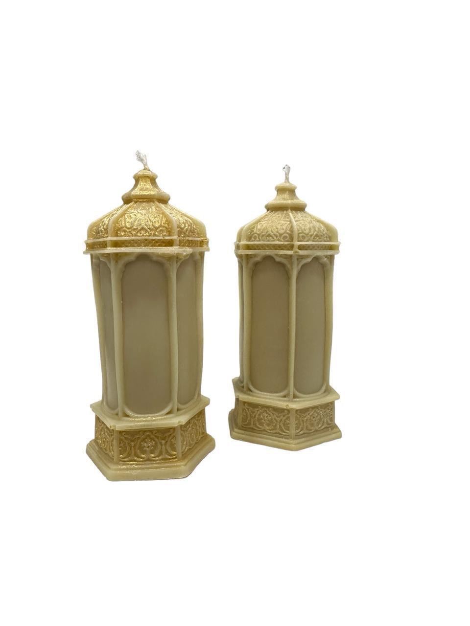 Vintage Scented Candle, 1 Each. A pair of elegant, stylish candles on a white background, perfect for adding a warm ambience to any setting.