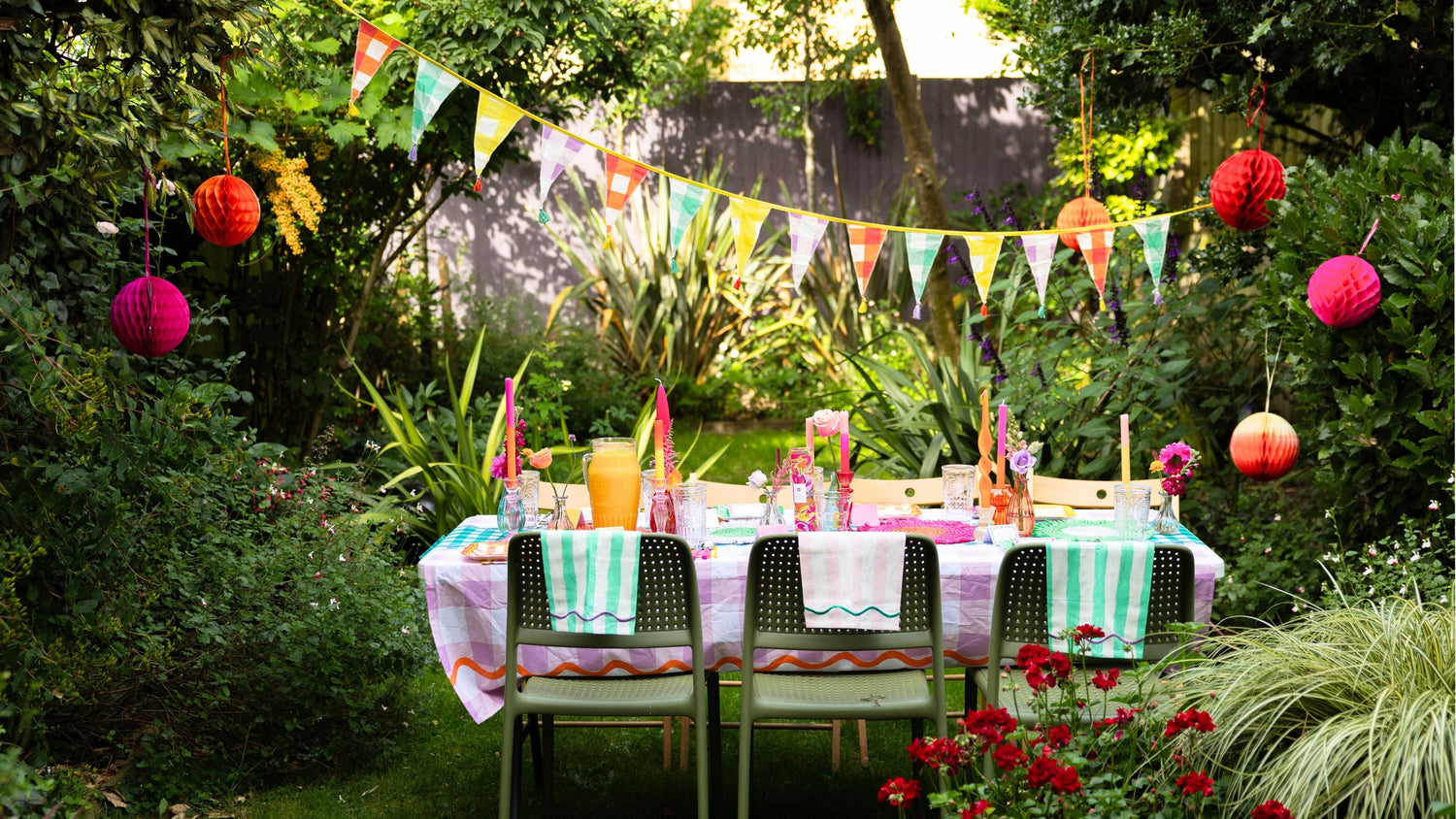 Summer event decorations