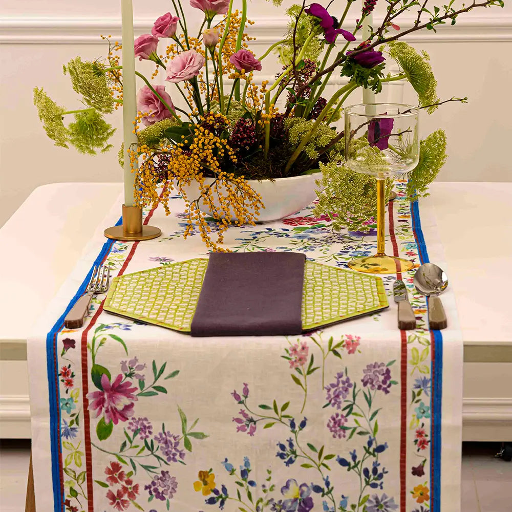 Summer Floral Pattern Table Runner