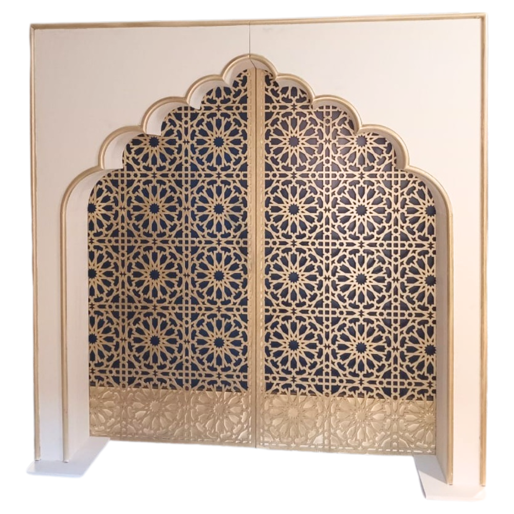 Curve Style Arch with intricate patterns for elegant event decor, ideal for enhancing any occasion&