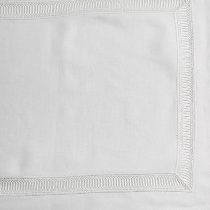 Classic Border Pure Linen Placemat with elegant square pattern, perfect for special table setups.