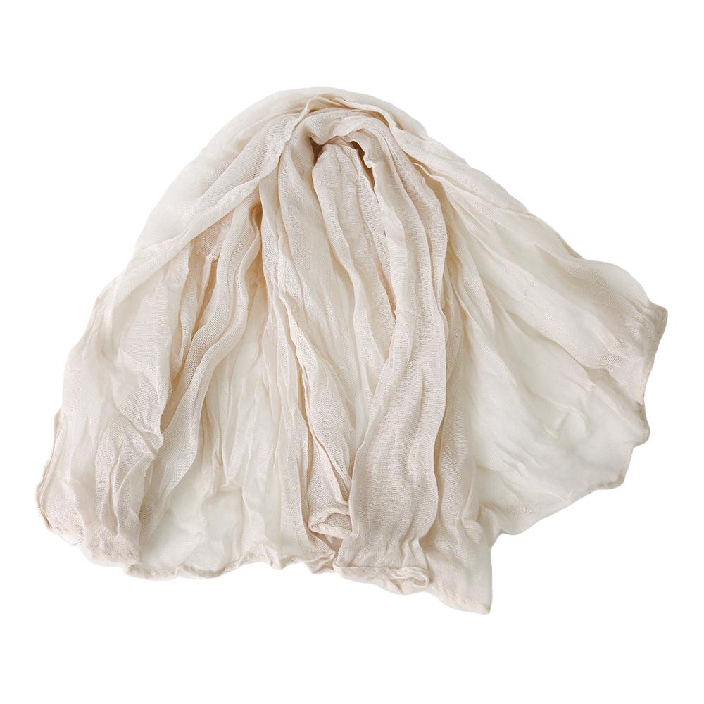 NAPKIN GAUZE displayed on a white background, showcasing its texture. Ideal for elevating table settings at any party or event hosted by Party Social.