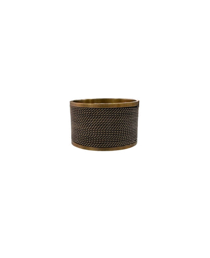 Brass wired napkin ring, designed for elegant tablescapes, perfect for enhancing event decor.