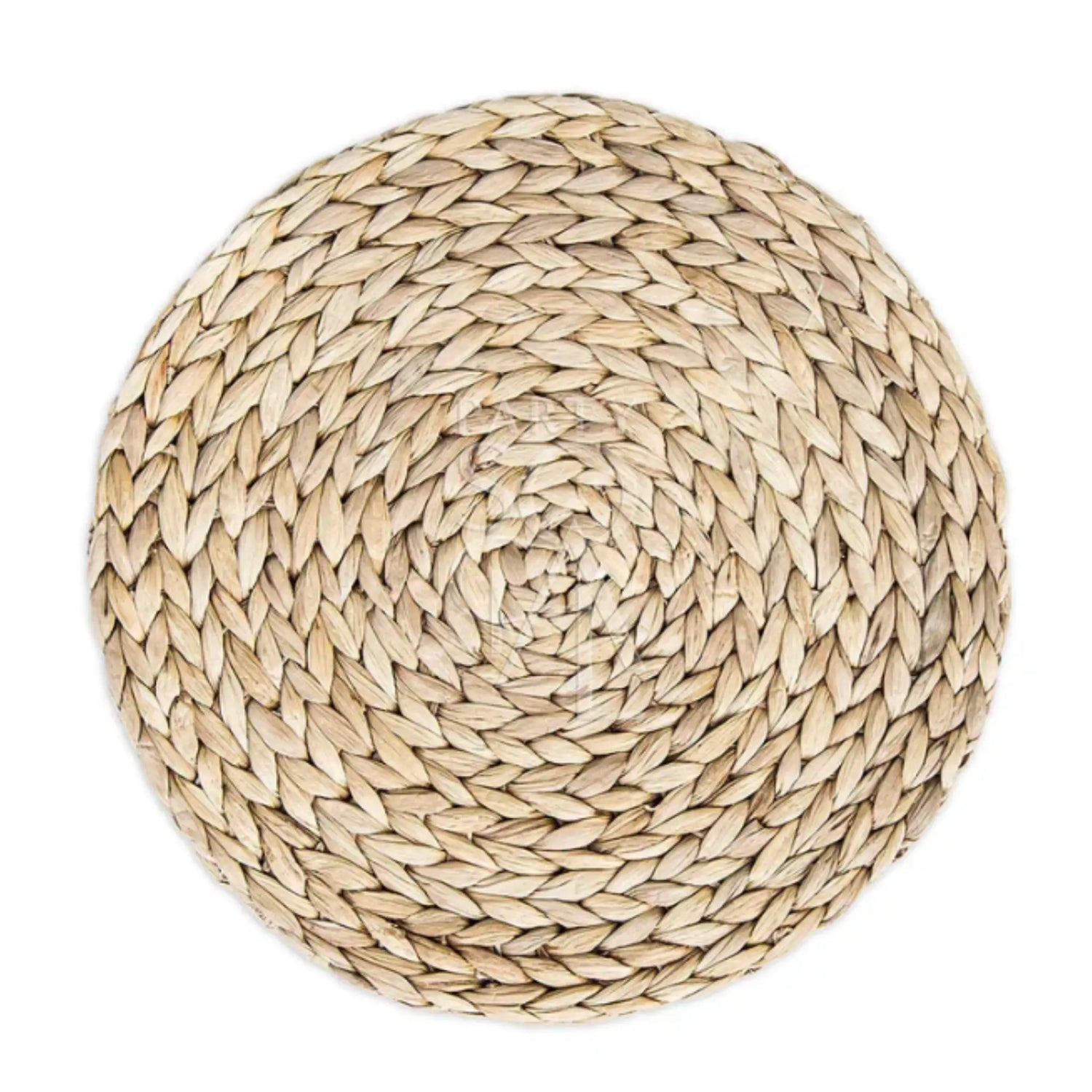 CANE PLACEMAT: Round, braided tabletop mat made from natural fibers, featuring a rustic, concentric weave. Ideal for enhancing any table setting. 38cm diameter.