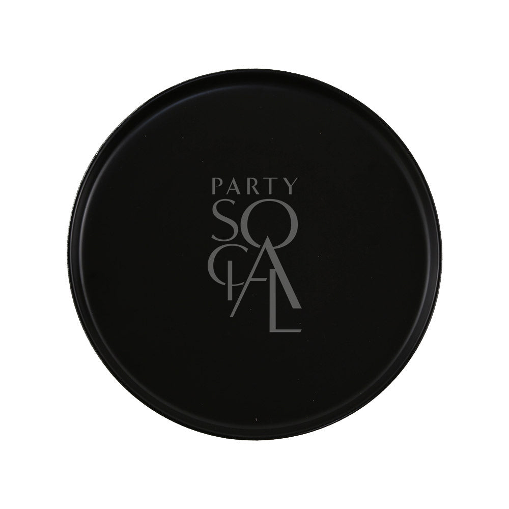 CERAMIC PLATES - BLACK: A sleek black ceramic plate featuring a subtle logo, ideal for elevating any event setting with elegance and style.