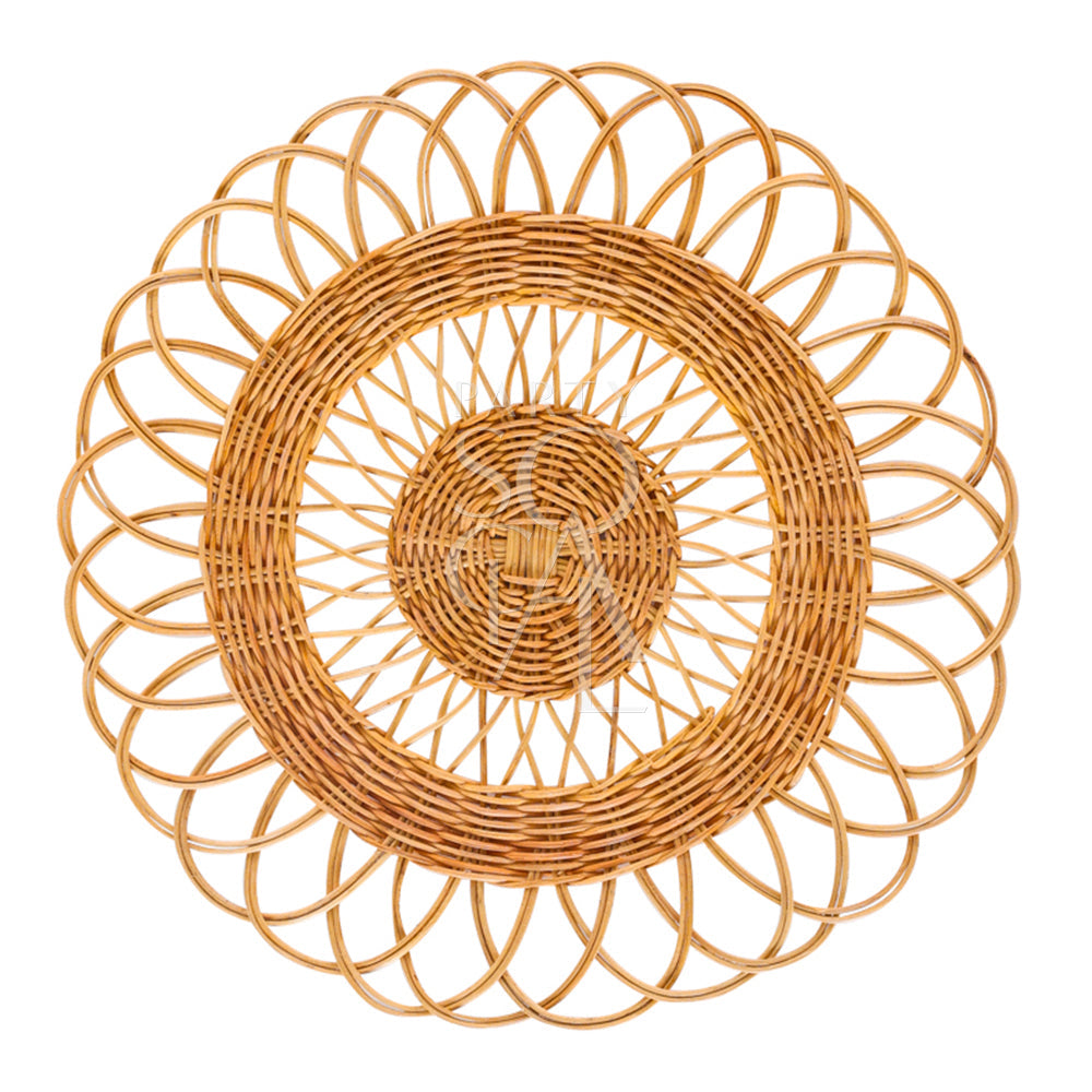 CHARGER PLATE-RATTAN WIRE: A woven wicker basket-style charger plate, ideal for rustic or boho-themed events, enhancing indoor or outdoor tablescapes. 36cm diameter.