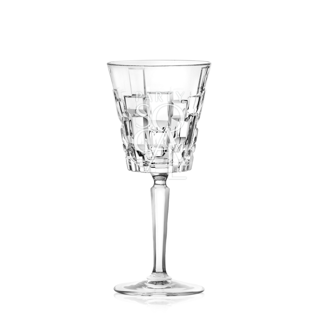 Crystal Mykonos glass, perfect for premium events, enhances any table setting with elegance, aligning with Party Social&