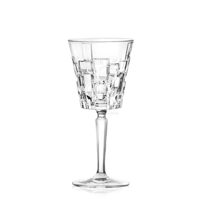 Crystal Mykonos glass, perfect for premium events, enhances any table setting with elegance, aligning with Party Social&