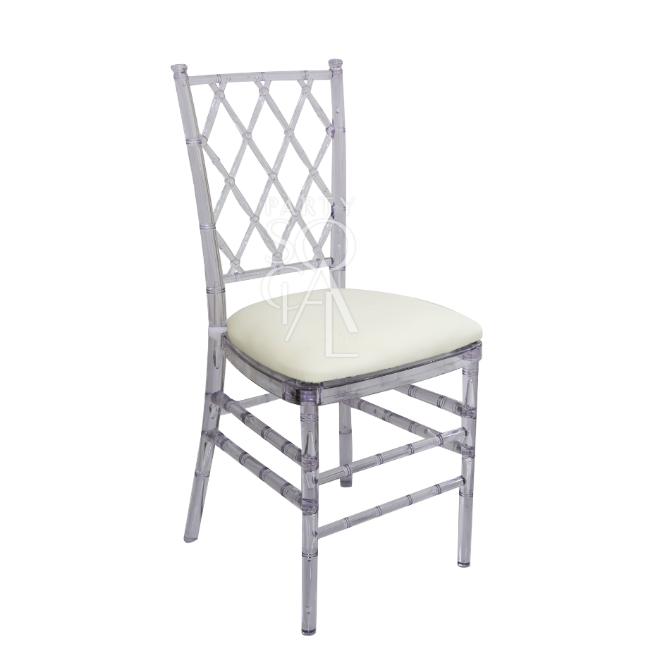 DIAMOND BACK ACRYLIC CHAIR with a white cushion, ideal for weddings and events, featuring a transparent, armless design and classic lines.