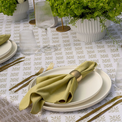 The Green Vine - Dinner Setup