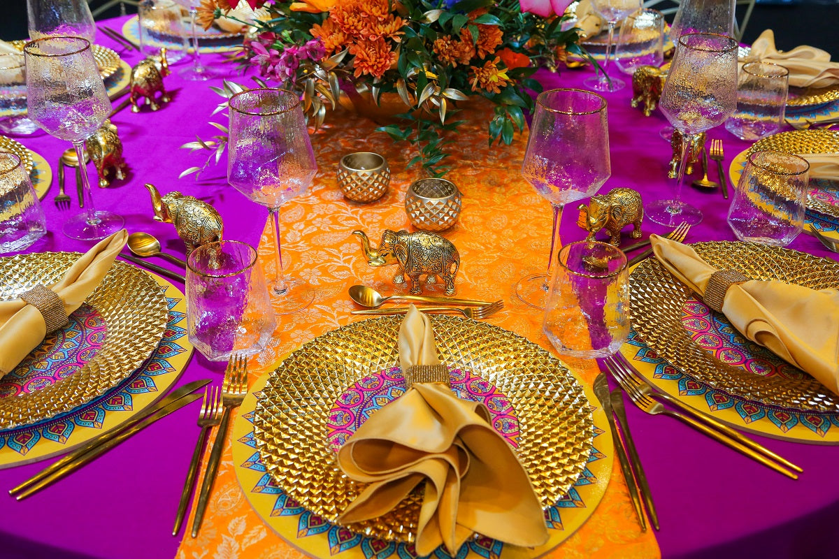 Arabesque Wood Placemat on elegant table setting with gold plates and glasses, ideal for enhancing party and event decor.