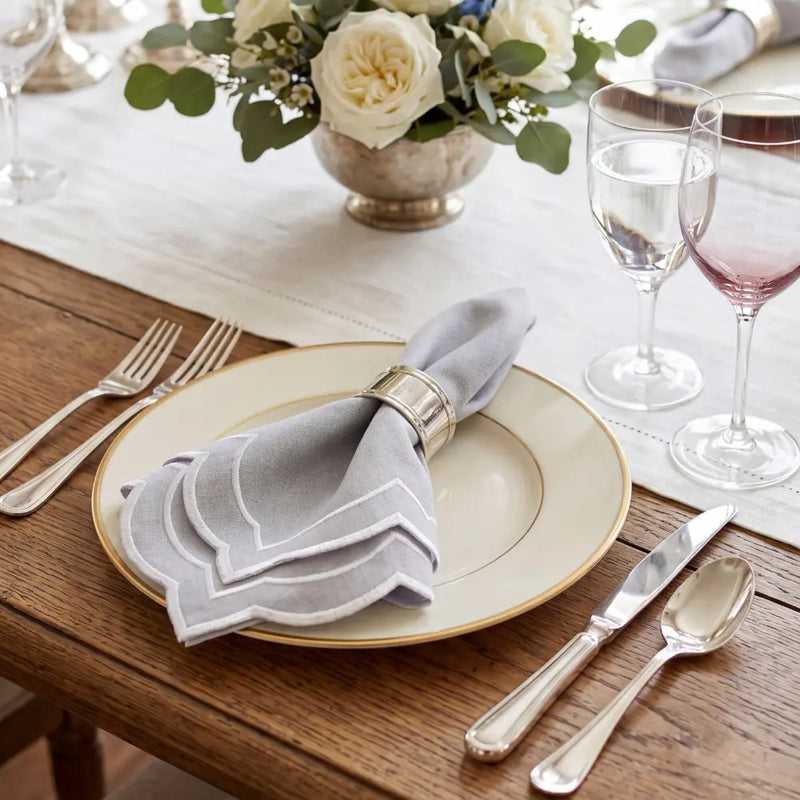 Light Grey Scalloped Linen Napkins - Set of 4