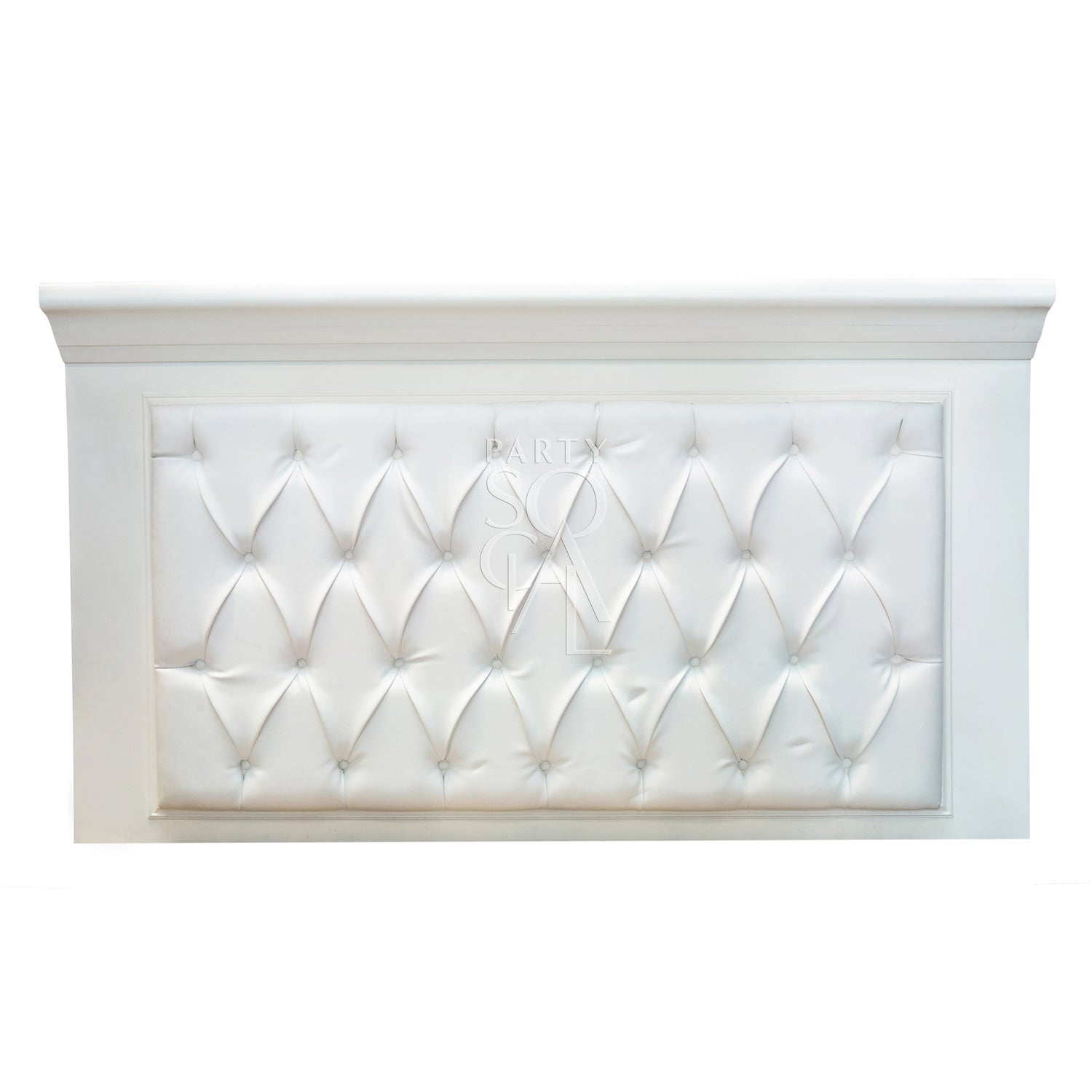 White leather bar unit with diamond-patterned buttons, designed for modern spaces, suitable for indoor or garden use. Dimensions: 185cm L x 65cm W x 107cm H.