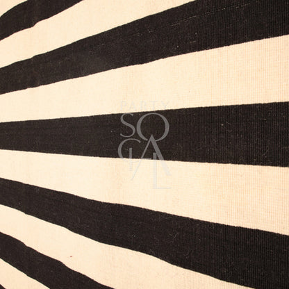 RUG BLACK AND WHITE STRIPES, designed for events, showcases a striking striped pattern, measuring 220cm x 160cm, ideal to enhance any party setting.