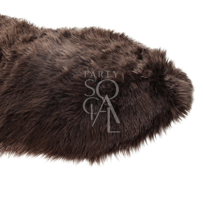 Sheepskin Curved ideal for event decor or props, featuring a textured, furry appearance, perfect for enhancing party ambiance with a unique touch.