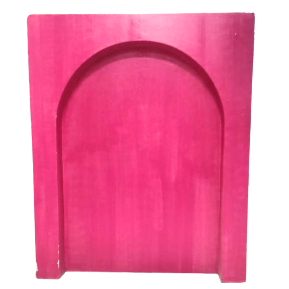 WOOD CURVE FRAME: A pink, arched wooden block backdrop, ideal for enhancing event decor, available for customization.