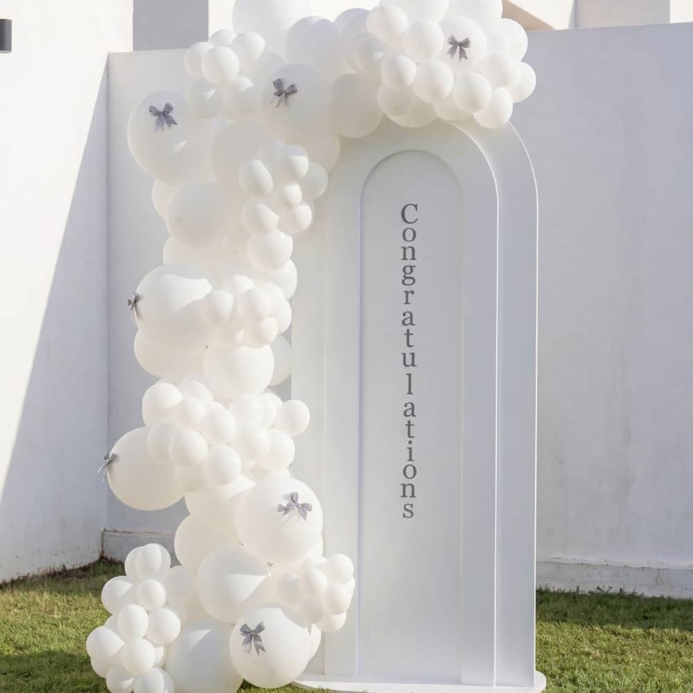 Pearl Celebration Balloon Arrangement
