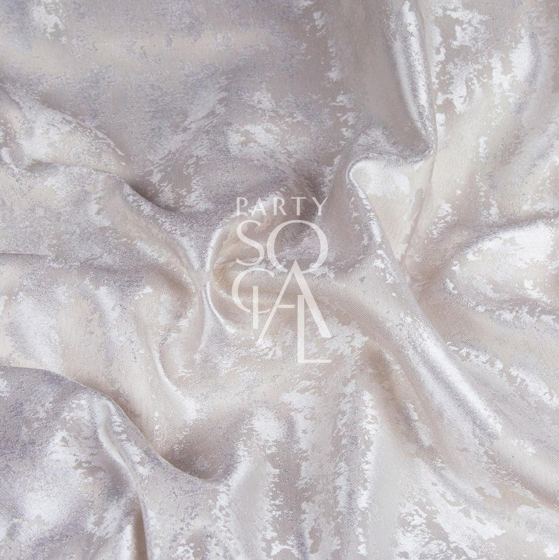 Round Jacquard Tablecloth featuring intricate patterns, ideal for special occasions and events.