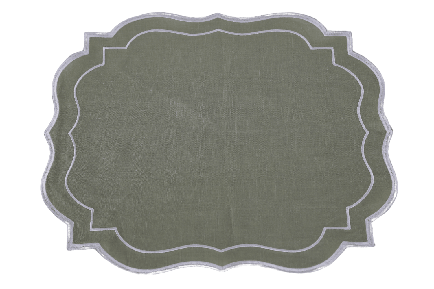 Scalloped linen placemats, set of 4, perfect for elegant table setups. Made with premium flax linen for a luxurious feel. Ironing suggested prior to use. 38 x 38cm.