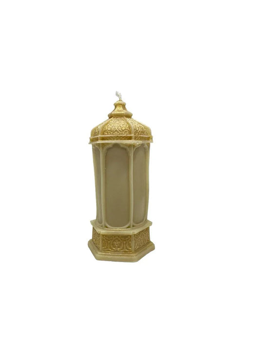 Vintage Scented Candle, 1 Each, a white and gold candle with elegant design, perfect for adding warm ambience to any setting.