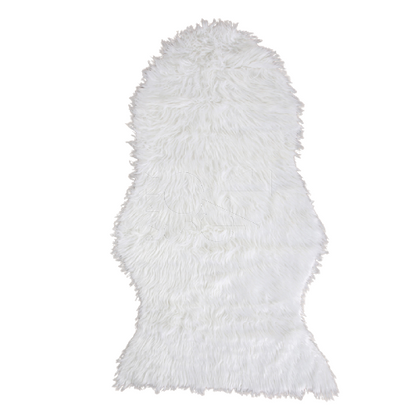 SHEEPSKIN CURVED rug, ideal for props or decor at events, showcasing a plush texture suitable for enhancing various party settings. Dimensions: 110cm L x 70cm W.