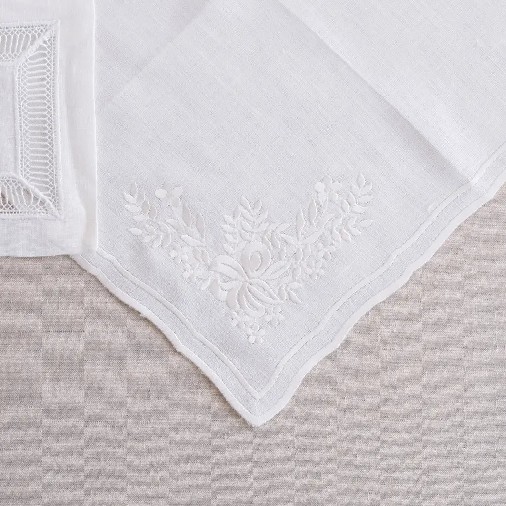 White Vintage Pure Linen Dinner Napkin - Set of 4