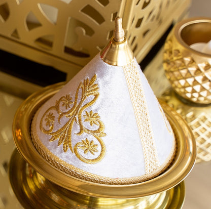 Arabic White Tajine with gold embroidery, cone-shaped and ideal for Arabic events. Perfect for rental or sale at Party Social.