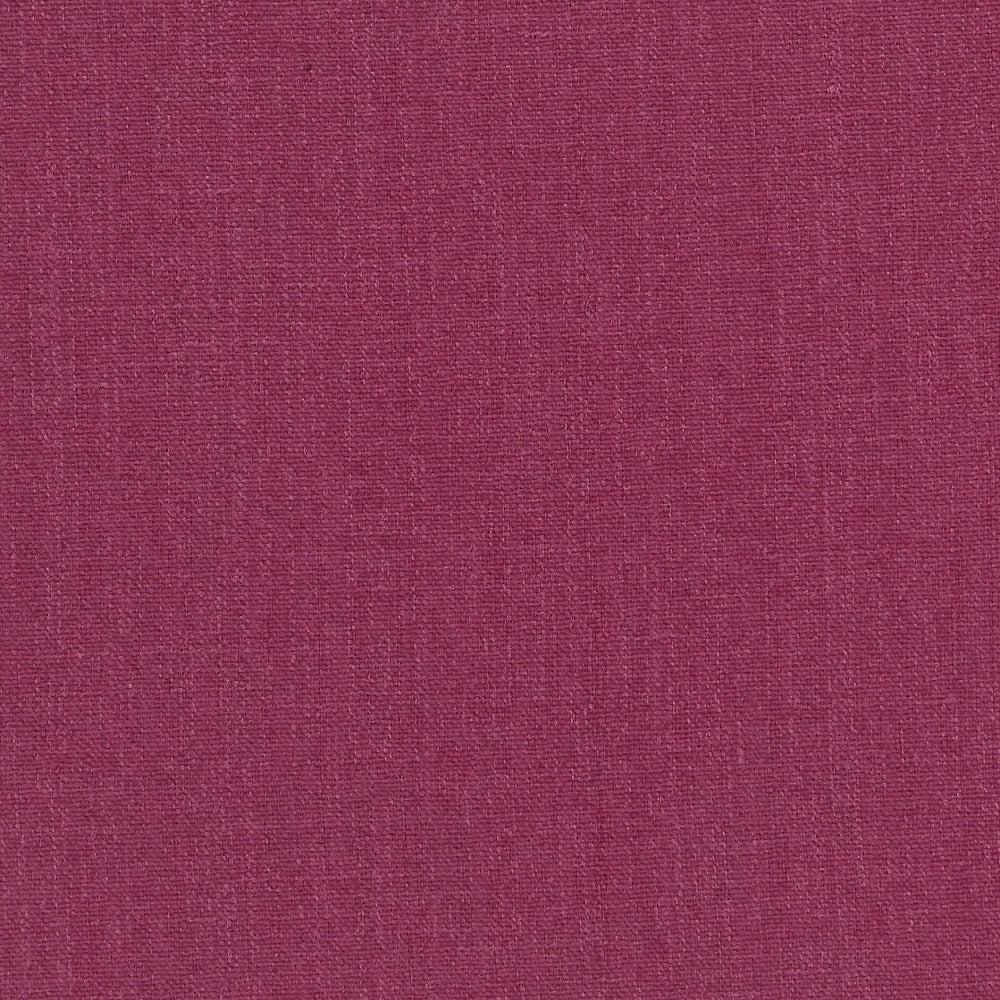 Close-up of a linen blend napkin, ideal for events and dining. Available in various colors. Elevate your table setting with quality napkins from Party Social. Napkins from Party Social Dubai.