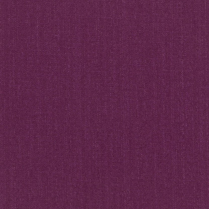 Close-up of a premium linen blend napkin in purple from Party Social. Elevate your table setting with these versatile napkins for any event. Dimensions: 50cm L x 50cm W. Napkins from Party Social Dubai.